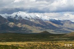 What Characters in the Names of Dragon People Attract Wealth and Best Luck?