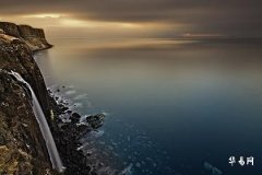 Which Zodiac Signs Should Not Wear Amethyst_ Ten Crystals Every Woman Must Have