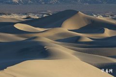 Wearing a red string to counteract the negative effects of Tai Sui, revealing the secret to化解 bad luck!