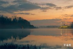 Why is Chou Hour also called Rooster Crowing? Which Zodiac Sign Does Chou Hour Correspond to?