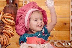 What Names Are Suitable for Boys Born at the Hour of Ox in the Year of the Snake, and the Three Most Auspicious Names for the Ox Hour