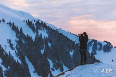 The Mystery of Women's Facial Shapes and Personality Traits