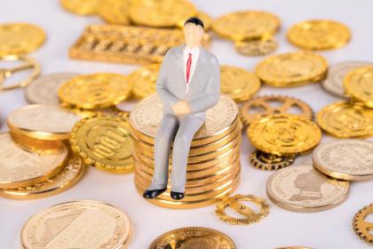 Craniomancy: Analyzing Your Life Through Head Features