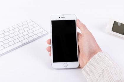 How Your Interpersonal Relationships Relate to the Placement of Your Alarm Clock