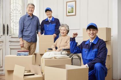 Is it good for a woman born in the Hour of Wei and a man born in the Hour of Si to form a family? What about their marriage fortune?