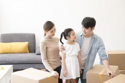 Which Facial Features Indicate a Man Will Bring Happiness to His Wife? Analysis