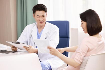 Pregnant Woman Dreams of a Yellow Dog