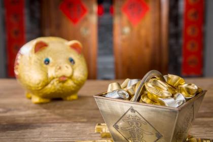 Do people with multiple wealth lines earn money easily?