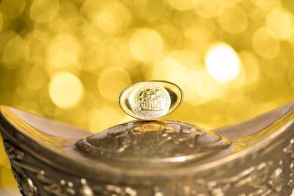 How Aquarius Behaves When Encountering Money-Making Opportunities