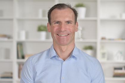 Complete Guide to Palmistry Features of People Who Easily Succeed in Career